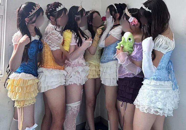 【画像】女子高の文化祭、キャバクラと化すｗｗｗｗｗｗｗｗｗｗｗｗ